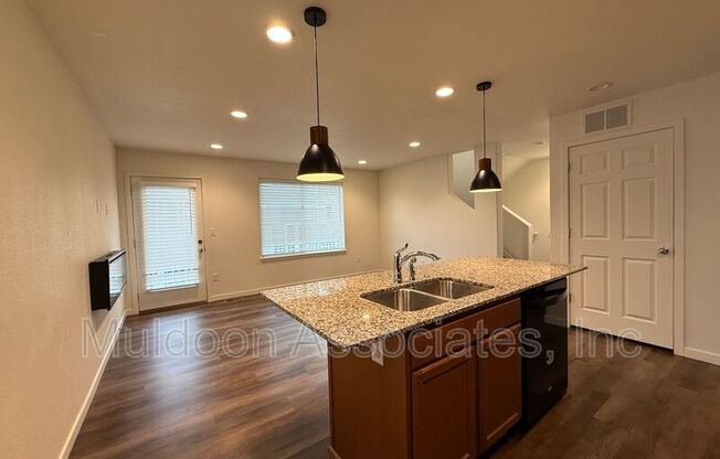 5699 TRAMORE CT
