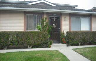 Popular Townhouse - All-Gas Appliances