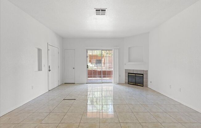 2 beds, 2 baths, 974 sqft, $1,200, Unit Unit 1122