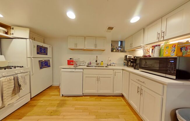 2947 Racine