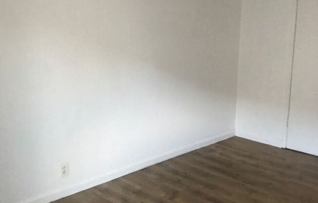 Studio, 1 bath, $1,650, Unit 17