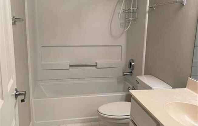 1 bed, 1 bath, $1,299