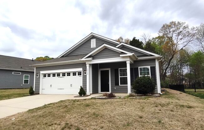 Beautiful Home located in the Clarabella Community!