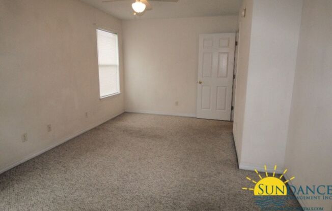 2 beds, 2.5 baths, $1,700, Unit # 20