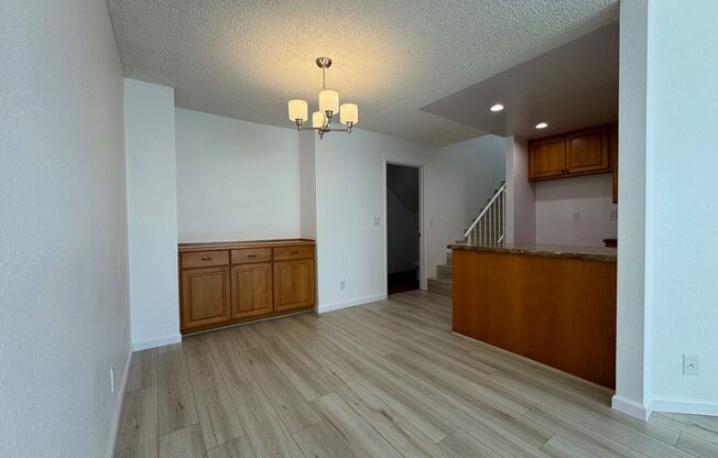 Remodeled 3 bedroom 2.5 bathroom townhouse