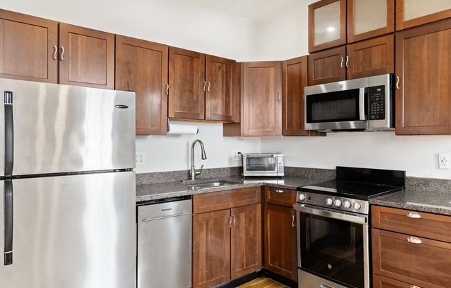 64 W CEDAR ST