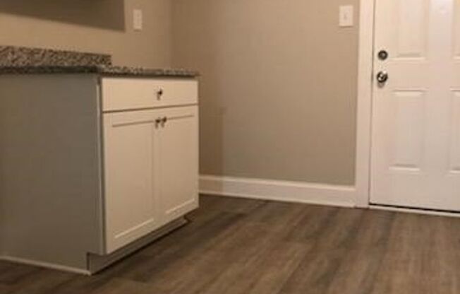 3 Bed 1 Bath in Atlanta!---Special offer: Get $500 Off Your First Month’s Rent!