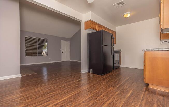 SLEEK HARDWOOD FLOORS
