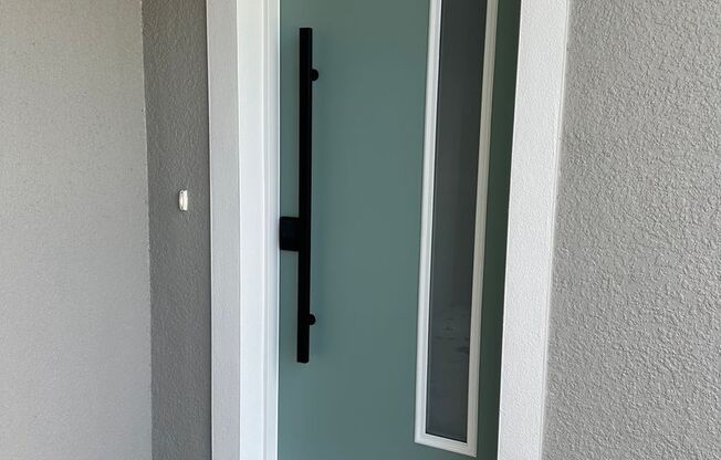 Almost new 1/2 duplex available soon!