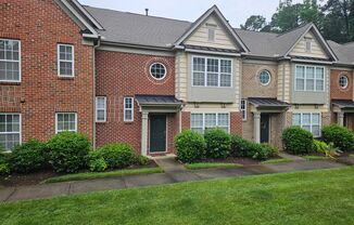 Fantastic Brier Creek 2br / 2.5ba Townhome! Avail Now!