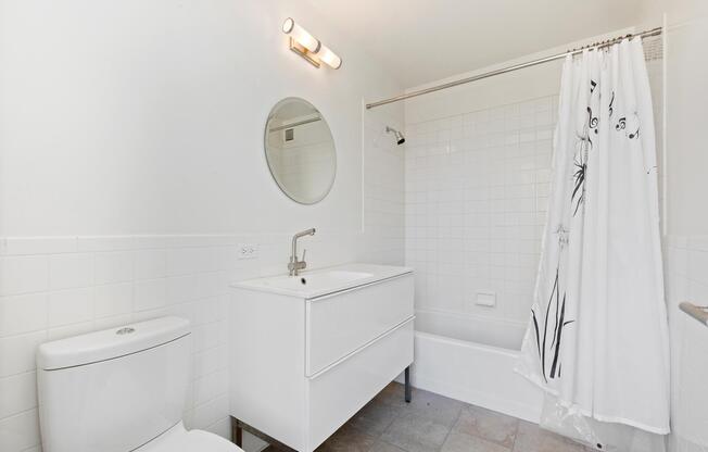 Studio, 1 bath, 379 sqft, $3,350, Unit 25P