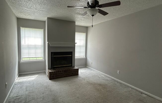 FALL MOVE-IN SPECIAL: 50% OFF 1st MONTH'S RENT!**