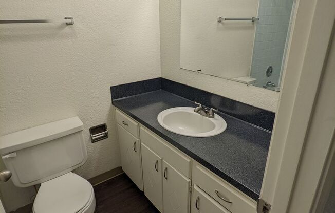 2 beds, 2 baths, 900 sqft, $1,575, Unit #01