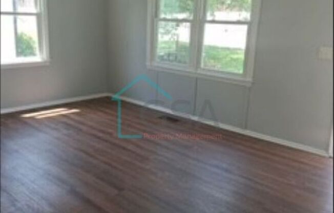2 beds, 1 bath, 878 sqft, $1,000, Unit 126 Broadus Street-1