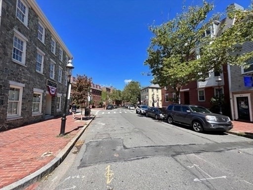 1 bed, 1 bath, 600 sqft, $2,300, Unit 3