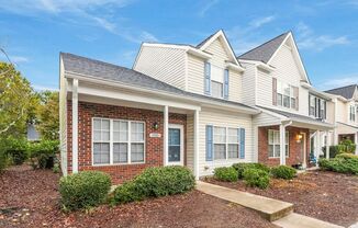 Bennington Place Beauty – 2 Beds, 2.5 Baths, Versatile Loft & More!
