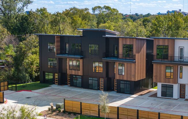 BRAND NEW 4 Bed/4 Bath Townhome Available for August Pre-Lease!