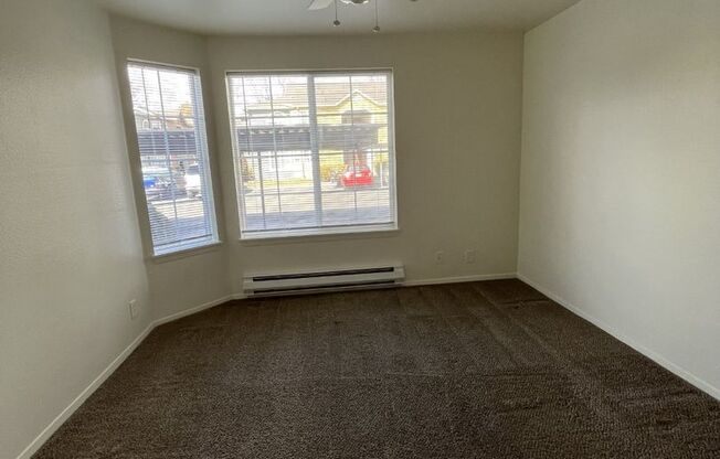 1 bed, 1 bath, 740 sqft, $1,195, Unit 1408 - 202