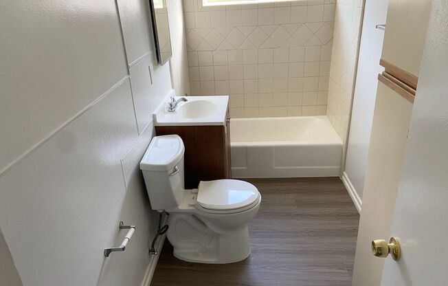 Studio, 1 bath, 422 sqft, $1,425, Unit 832 #37