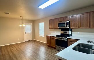 3 beds, 2 baths, $1,725