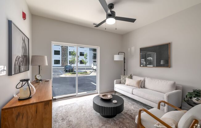 1 bed, 1 bath, 532 sqft, $1,375, Unit 1729-103