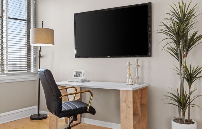 2 beds, 2 baths, 1,189 sqft, $1,560, Unit #603