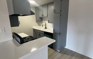 1 bed, 1 bath, 696 sqft, $1,949, Unit 126