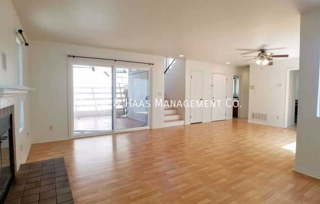 3824 GOLDEN AVE