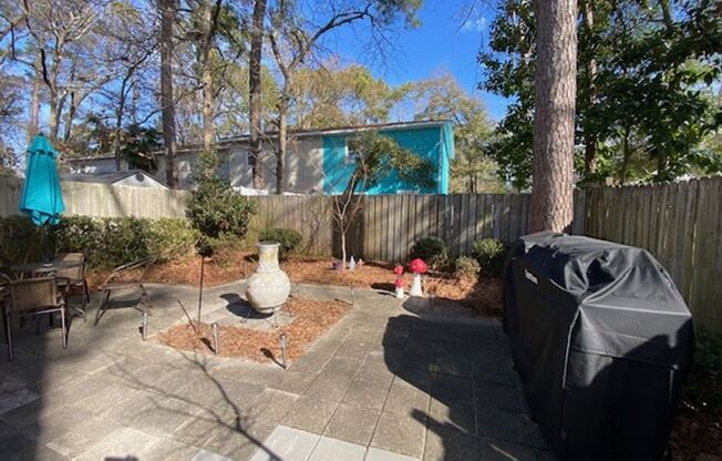 2 beds, 2.5 baths, $1,525, Unit # E