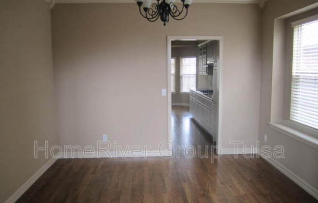 18611 E 43 ST