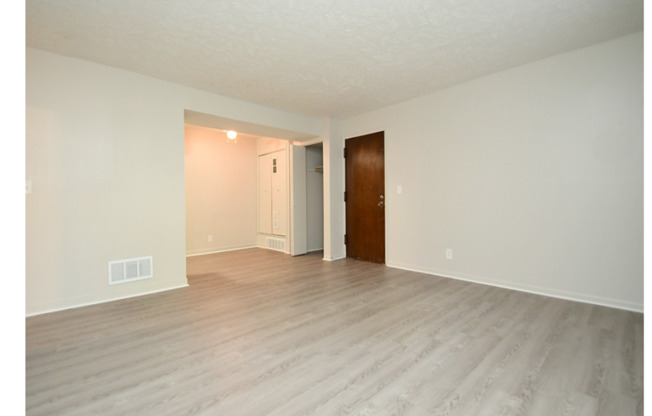 2 beds, 1 bath, 1,000 sqft, $950, Unit Unit 26