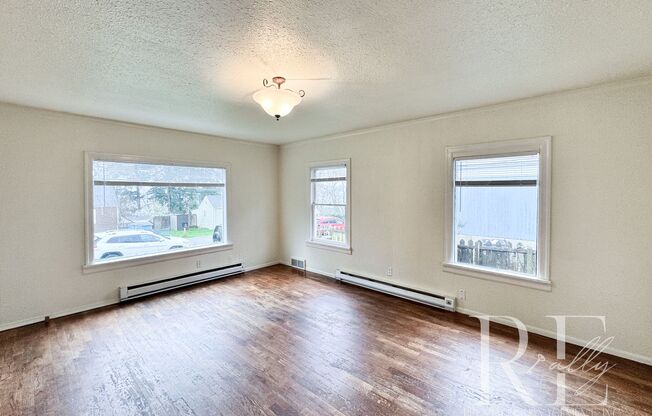 Charming & Spacious: A Home Full of Character and Warmth