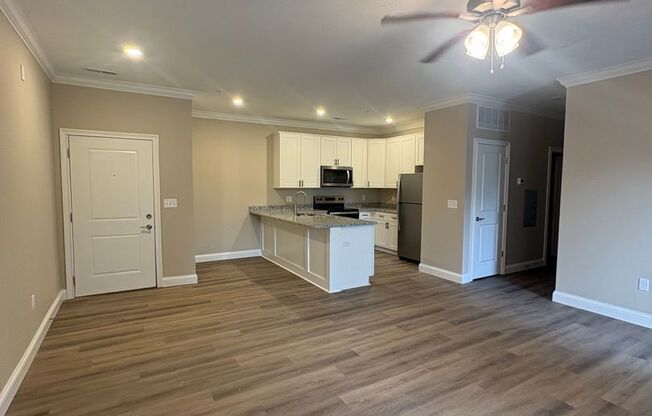 2 beds, 1 bath, 950 sqft, $1,000, Unit 234