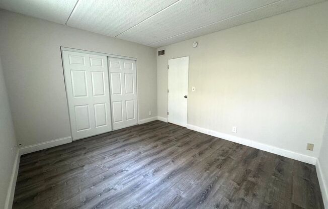 1 bed, 1 bath, 700 sqft, $1,650, Unit 2711 - 206