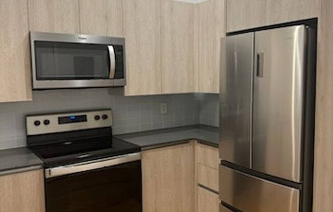 1 bed, 1 bath, 644 sqft, $1,775, Unit 1403