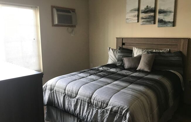 3 beds, 2 baths, 1,330 sqft, $1,865, Unit 3211