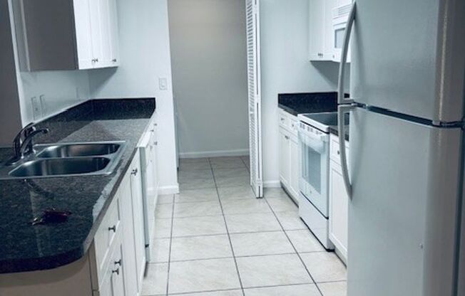 The Mirage Apartments