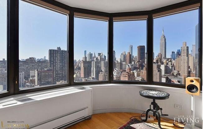 1 bed, 2.5 baths, 10,009 sqft, $6,100, Unit 24a