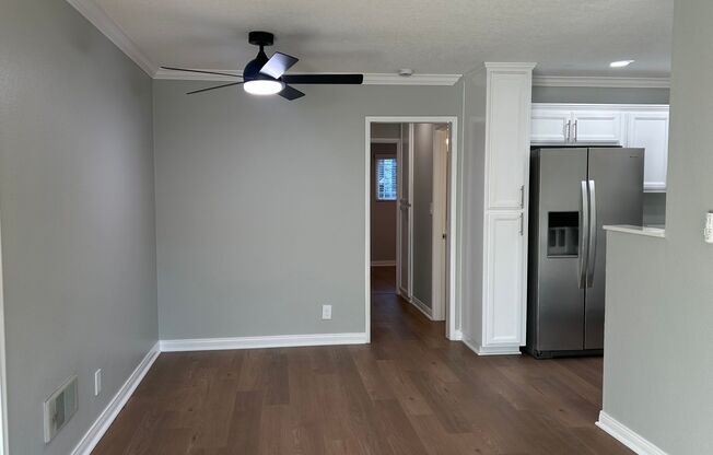 2 beds, 2 baths, 880 sqft, $2,895, Unit N-28