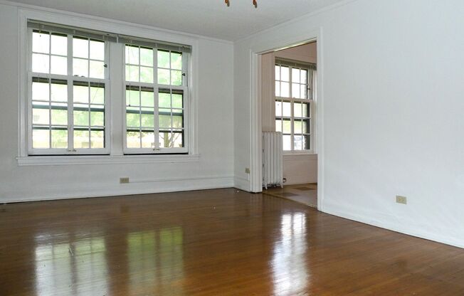 1 bed, 1 bath, 410 sqft, $1,025, Unit 24 - 125