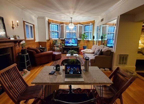 280 Commonwealth Ave.