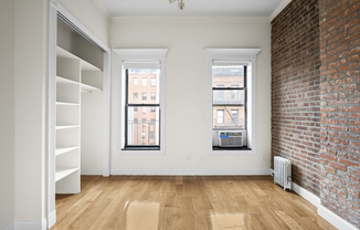 245 MULBERRY ST
