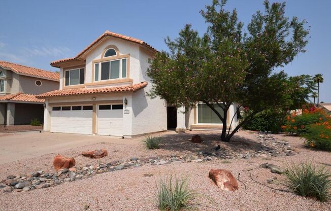 Beautiful 2935 sq ft 5 bedroom Ahwatukee home!