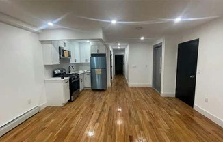 3 beds, 1 bath, 1,000 sqft, $3,400, Unit 1