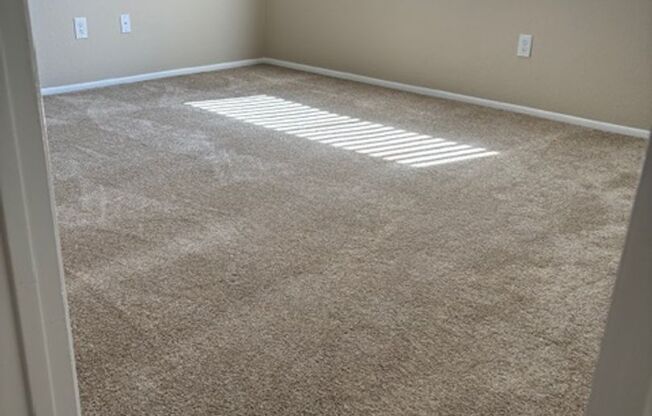 2 beds, 1 bath, 830 sqft, $1,349, Unit 140