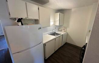 Clearwater Square Apartments in Kennewick, Washington Kitchen