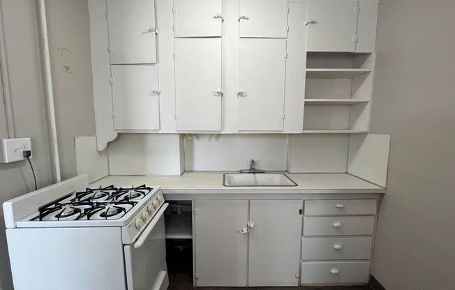 2535/2537 N 49th Street