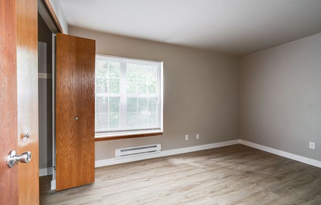2 beds, 1 bath, 900 sqft, $1,499, Unit 1510 - 302