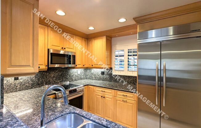 8850 VILLA LA JOLLA DR