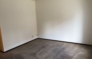 1 bed, 1 bath, 575 sqft, $695, Unit 5